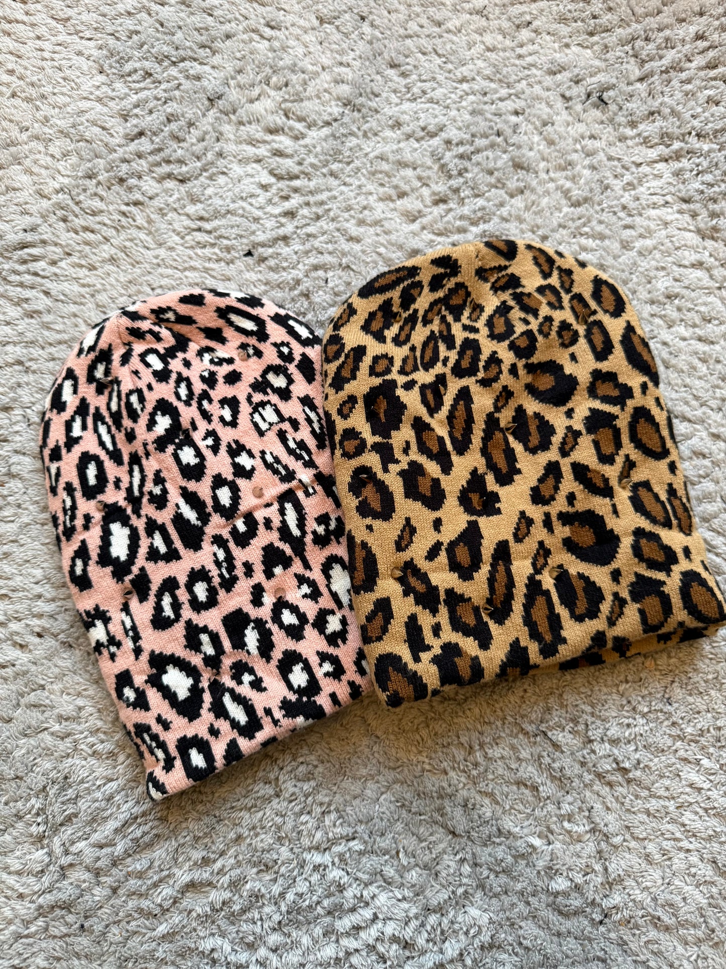.UPCYCLED SPIKE LEO BEANIE